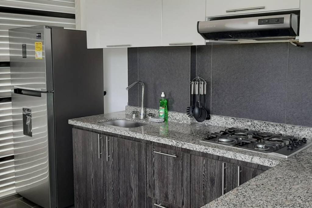 Apto Completo En Edif. Merlot-cerca Al Wt.center Apartment *